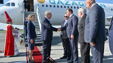 Президент Қазақстан–Ресей өңіраралық ынтымақтастық форумына қатысу үшін Омбыға барды