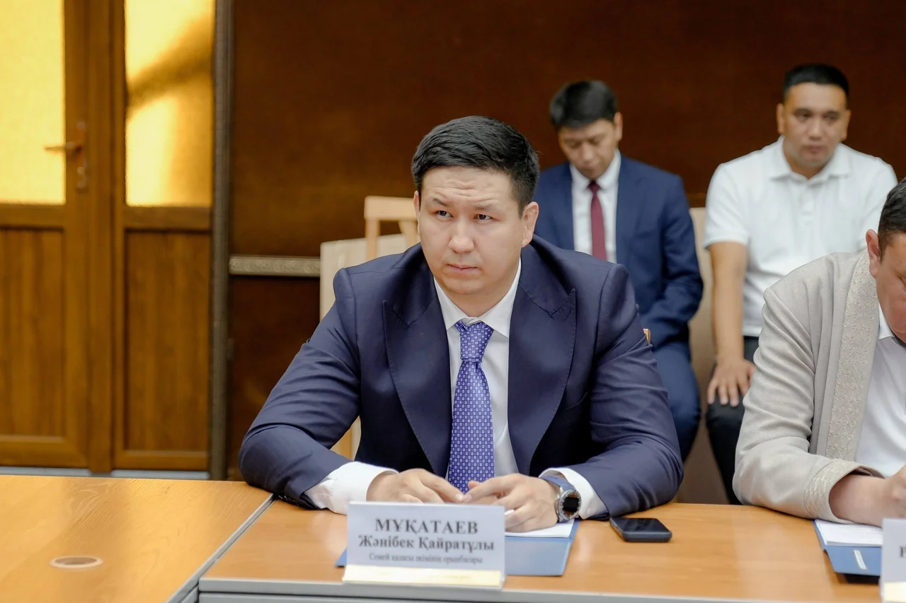 Семей қаласының даму бағыттары әкімдік отырысында қаралды