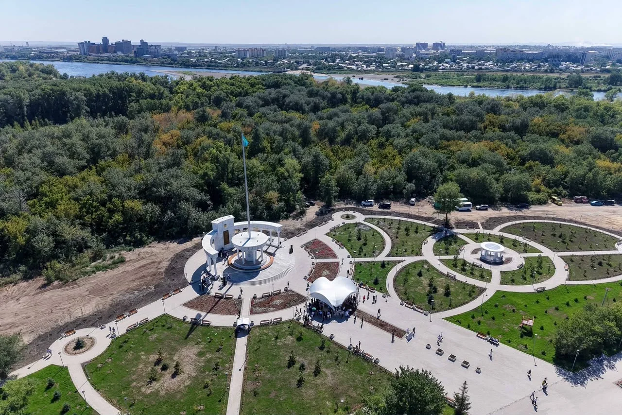Абай күнінде Семейде жаңа Рәміздер алаңы ашылды