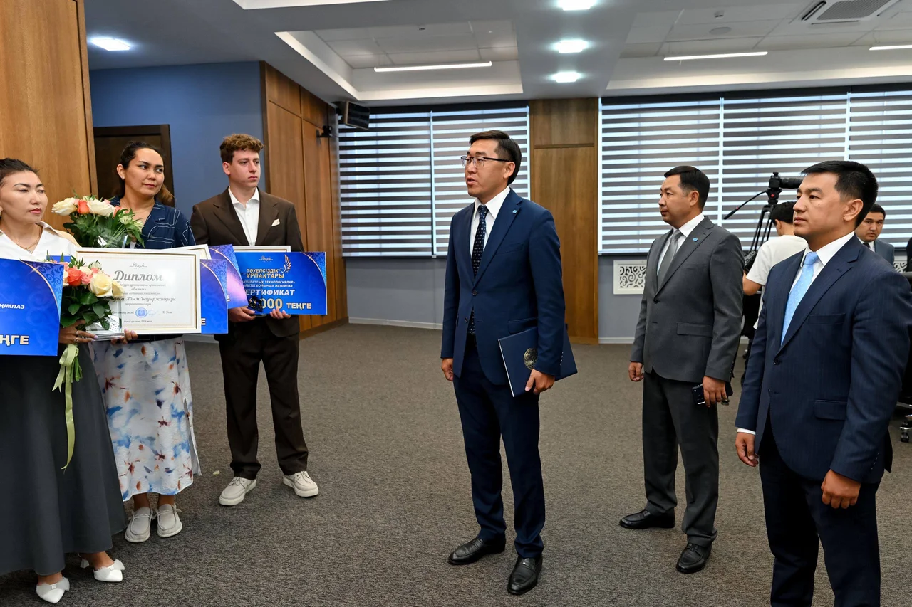 Абай облысында «Тәуелсіздік ұрпақтары» грантының жеңімпаздары марапатталды