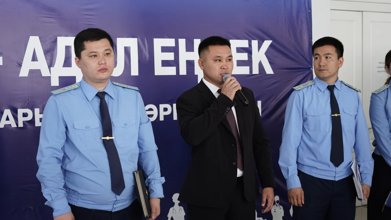 «Адал адам – Адал еңбек»: Семейде бос жұмыс орындар жәрмеңкесі өтті