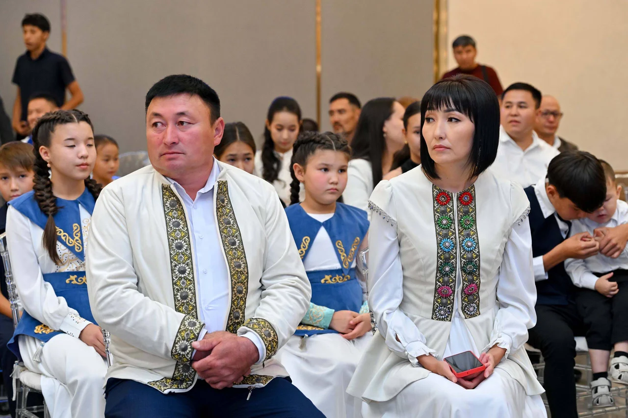 Абай облысында «Мерейлі отбасы» байқауының жеңімпаздары марапатталды