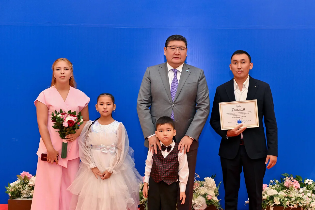 Абай облысында «Мерейлі отбасы» байқауының жеңімпаздары марапатталды