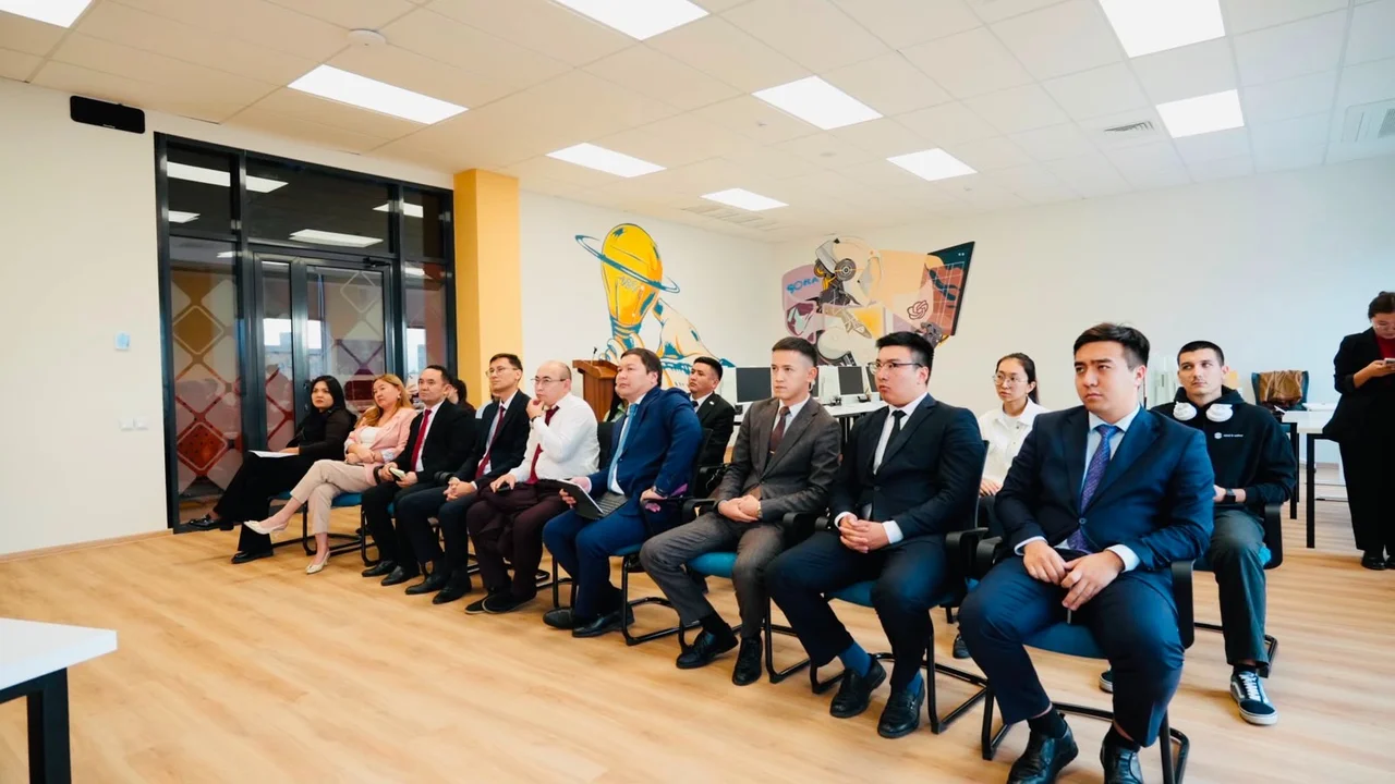 Мемлекеттік қызметтегі жасанды интеллект: Семейде GovTech workshop өтті
