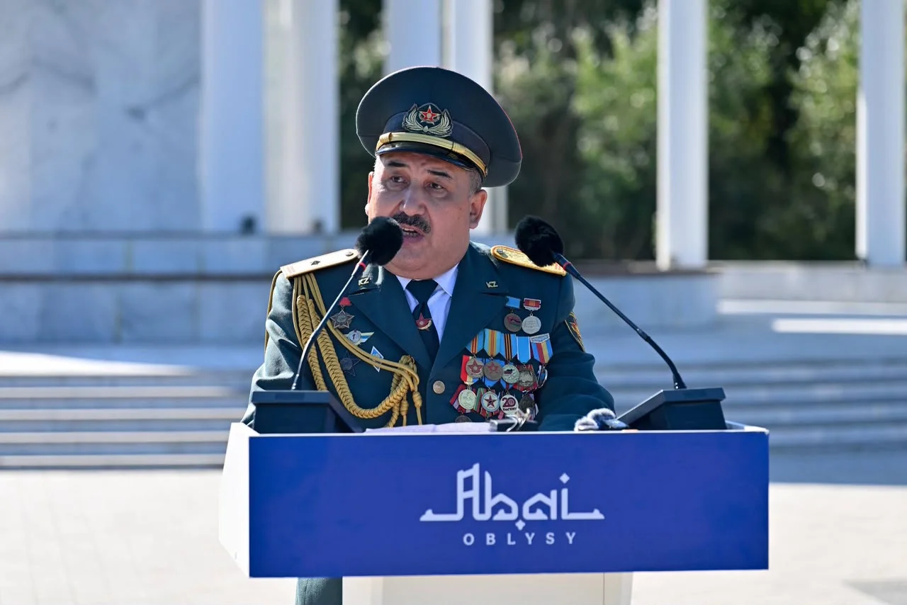 Абай облысында алғаш рет жаңа форматта әскерге шығарып салу рәсімі өтті