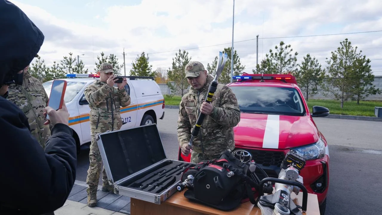 Семейде құтқарушылар арасында күштік кроссфит жарысы өтті