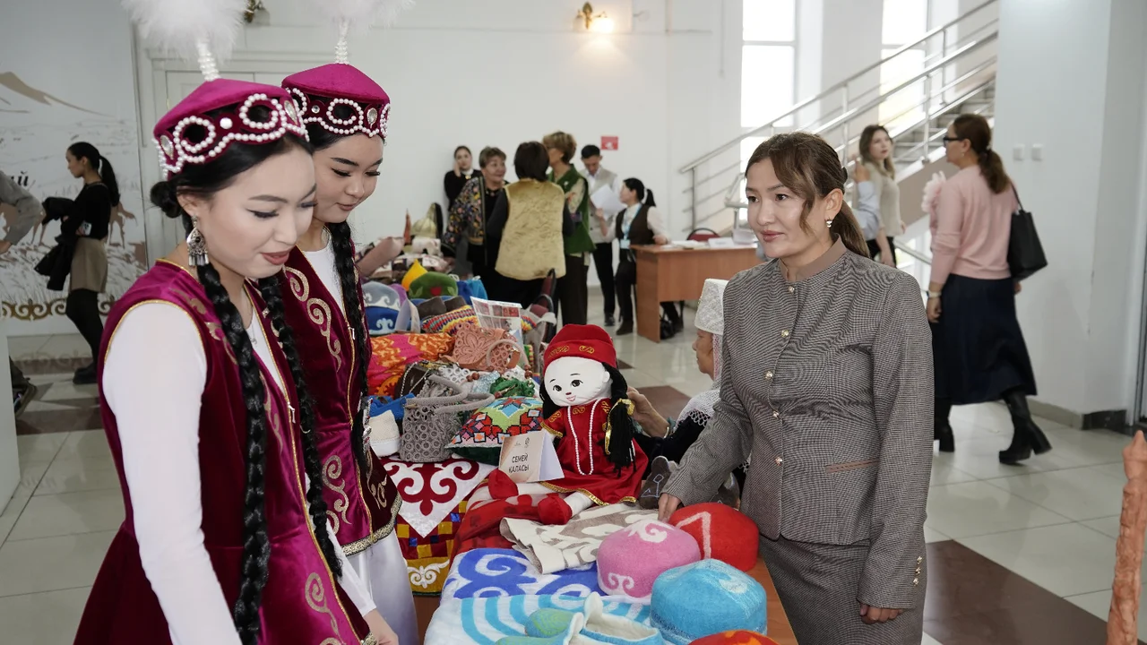 От традиций к моде: в Семее прошёл этнофестиваль «ABAI ШЕБЕР FEST»