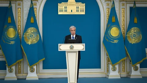 Президент Қазақстанның көптеген пайдалы қазбаларға ие мемлекет ретінде осы табиғи ресурстарды тиімді пайдалануға барлық күш-жігерін салып жатқанына назар аударды