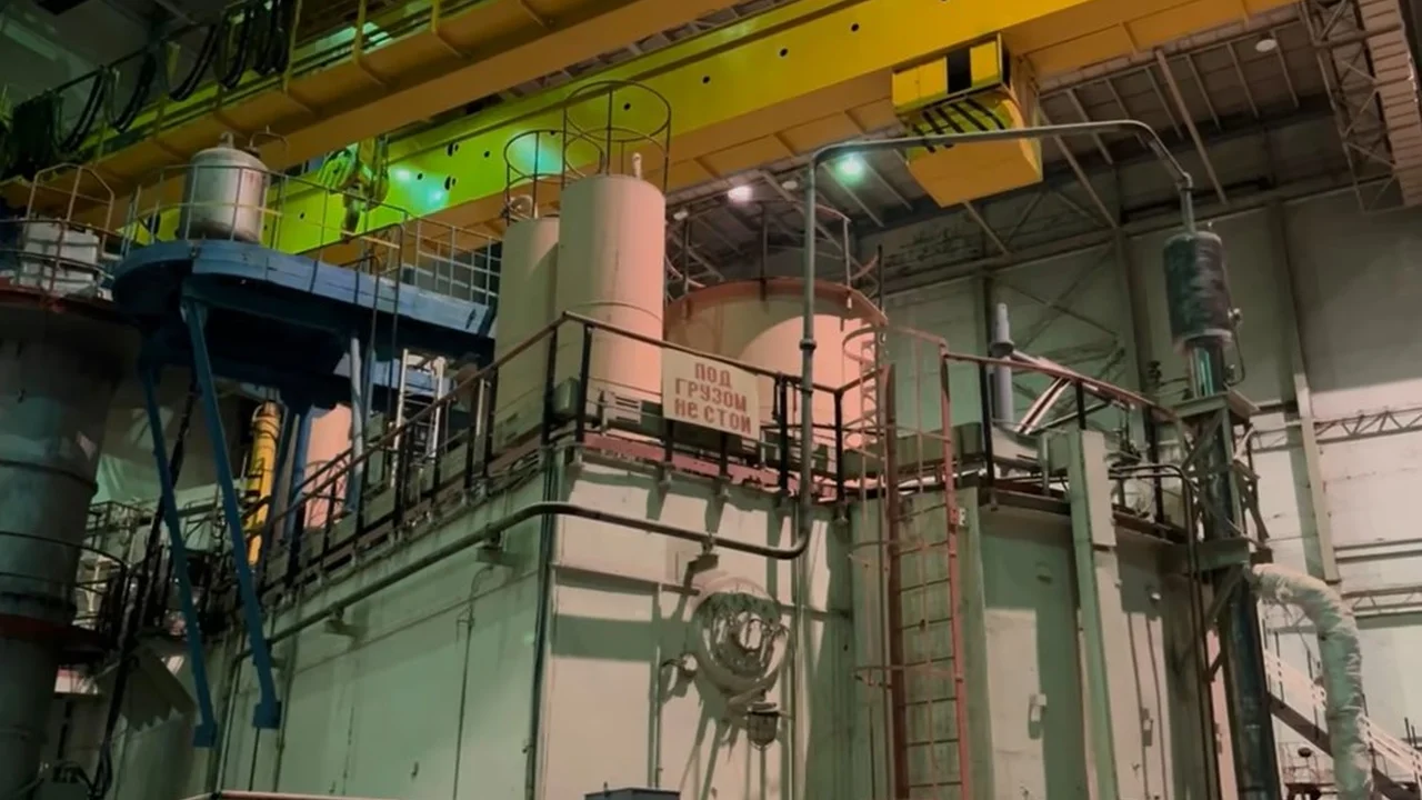 БН-350: Маңғыстау облысындағы бұрынғы атом реакторының радиоактивті қалдықтары қалай залалсыздандырылады?