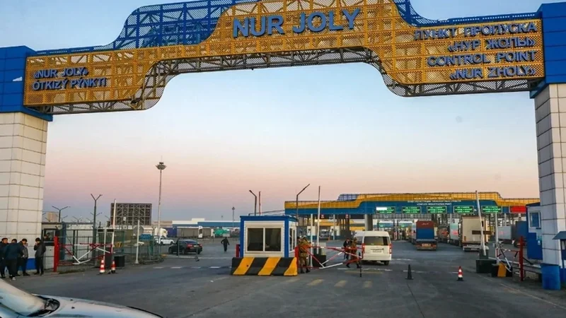 Решений, как и результатов, пока нет – Президент Казахстана о компании Air Cargo