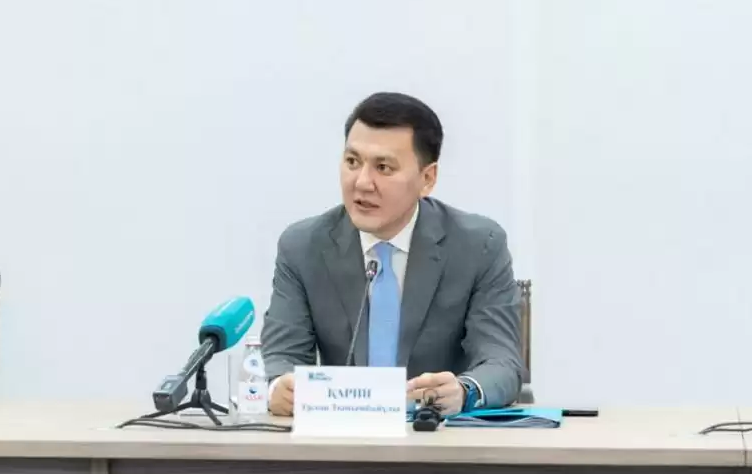 Ерлан Қарин Президент жанындағы Жастар саясаты кеңесінің отырысын өткізді