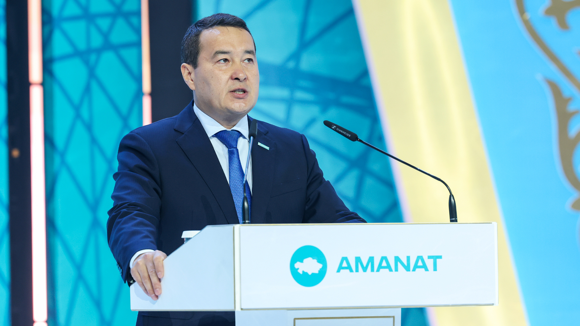 Әлихан Смайылов: 2023 жылы ел экономикасы 4,5-5%-ға өседі деп күтілуде