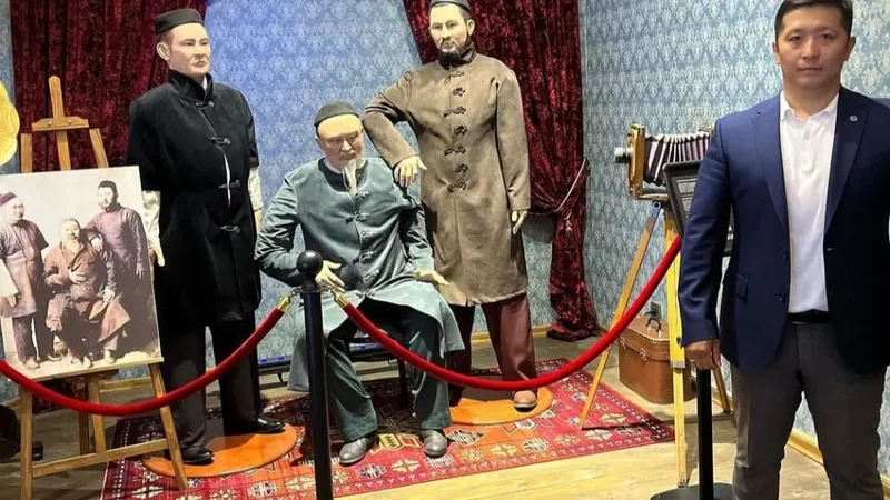 Руководитель филиала «Национального центра качества дорожных активов» по ​​Абайскому району посетил музей Абая