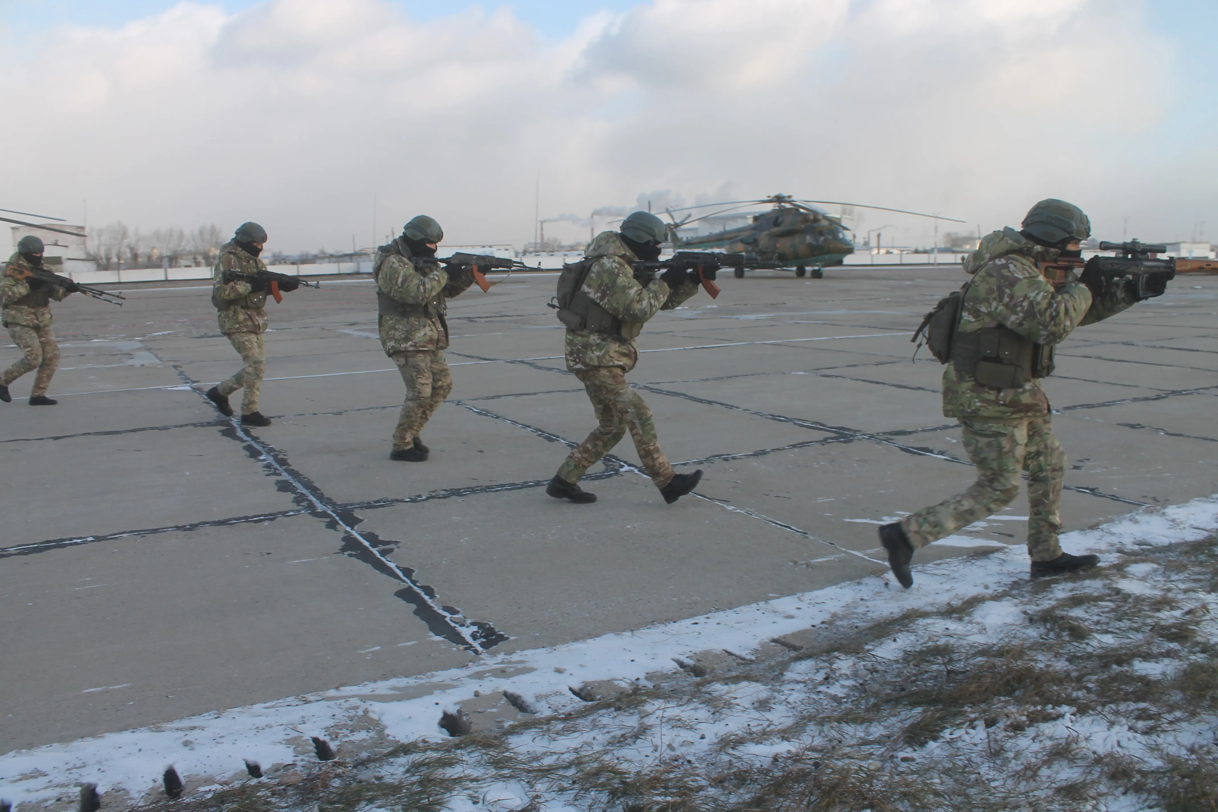 ВОЕННОСЛУЖАЩИЕ ПОВЫСИЛИ МАСТЕРСТВО