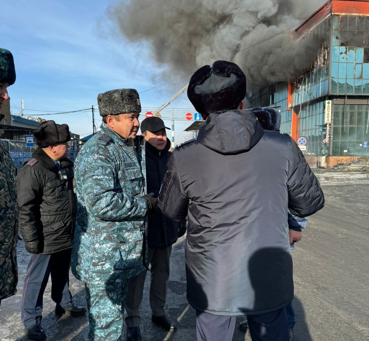 Полиция қызметкерлері "Ақшын" СҮ маңында қоғамдық тәртіпті сақтауды жалғастыруда