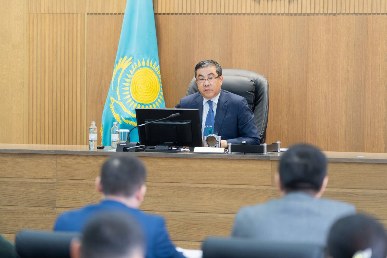 Рассмотрены системные вопросы по оказанию необходимой помощи