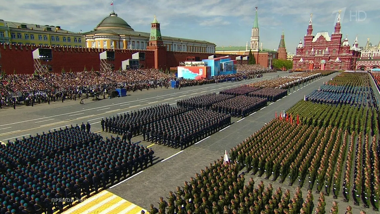 Жеңістің 79 жылдығына орай Ресей қалаларында әскери парадтар өтіп жатыр