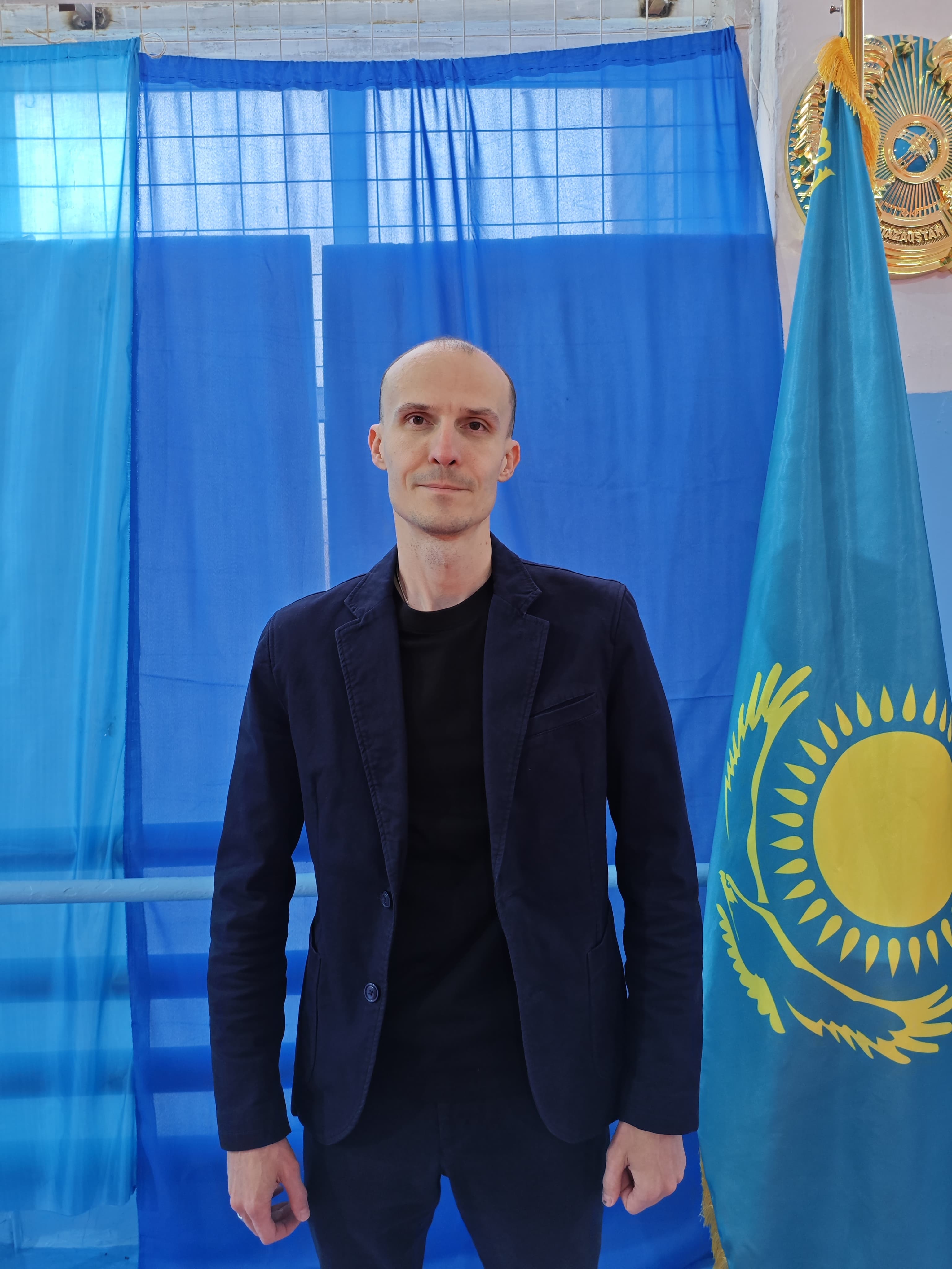 Таңертеңнен бері сайлау учаскелерінде жақсы белсенділік байқалуда - Денис Зарва