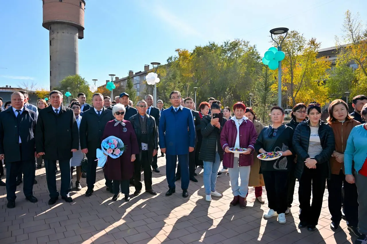 Семейде дәрігерлер сквері ашылды