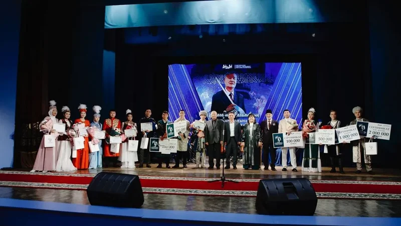 Абай облысында республикалық ән байқау-фестивалінің гала-концерті өтті