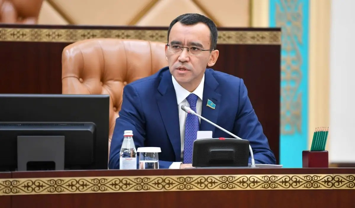Әшімбаев Мемлекет басшысы құрылтайда қозғаған мүмкіндігі зор төрт саланы атады