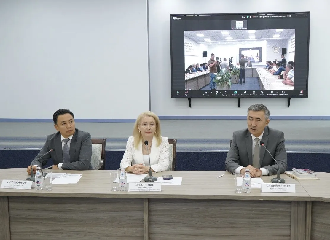 В области Абай состоялось выездное заседание «Қуатты өңірлік ғылым – қуатты өңір»