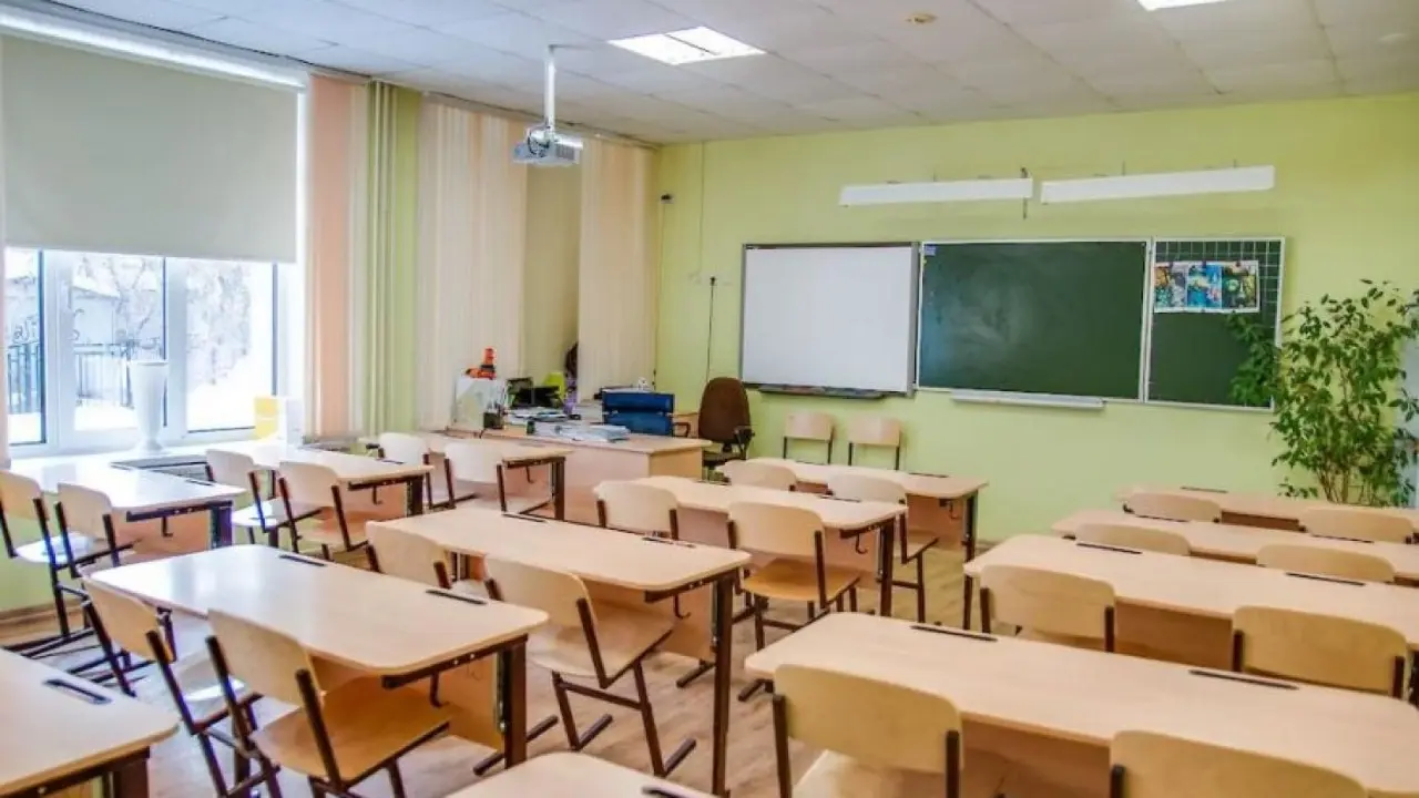 Қазақстанның шағын қалалары мен ауылдарында тағы 1 000 мектеп жаңғыртудан өтеді  