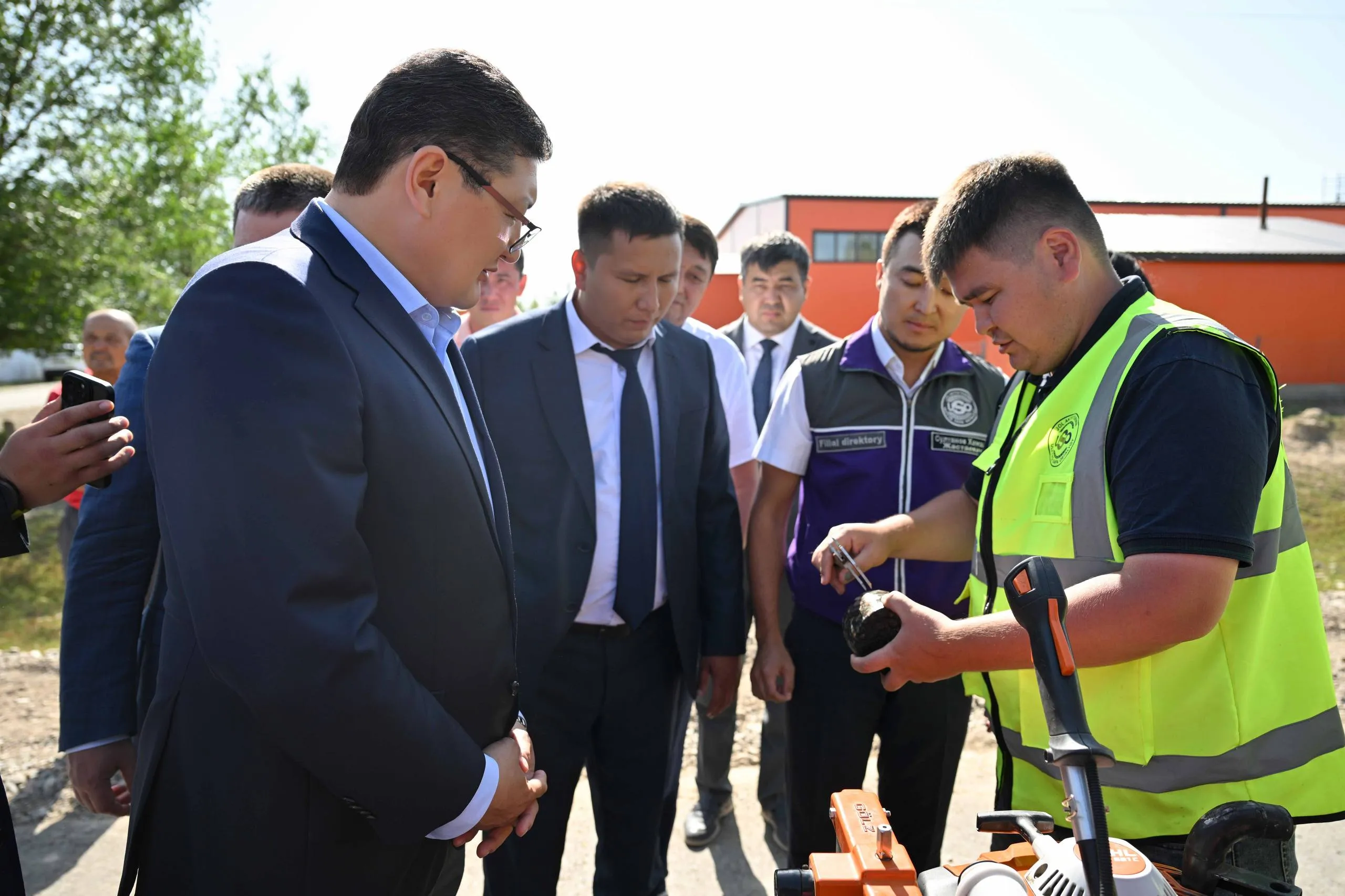 Берік Уәли Үржар ауданындағы жол жөндеу жұмыстарының сапасын тексерді