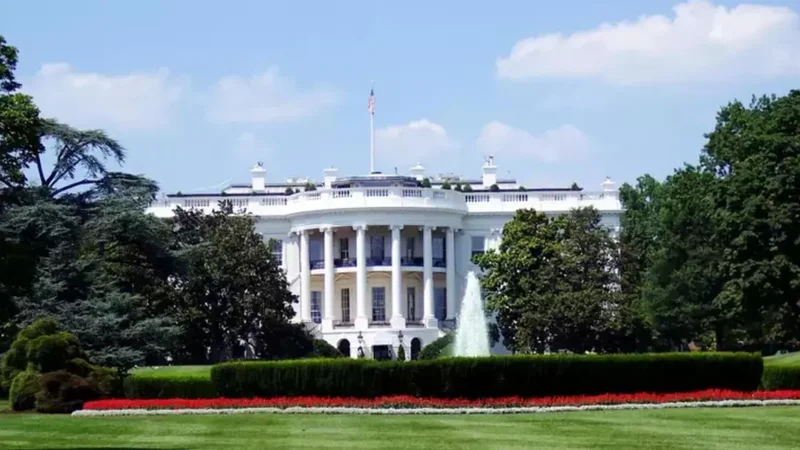 Трамп подписал указ о введении пошлин на Казахстан и ряд других стран