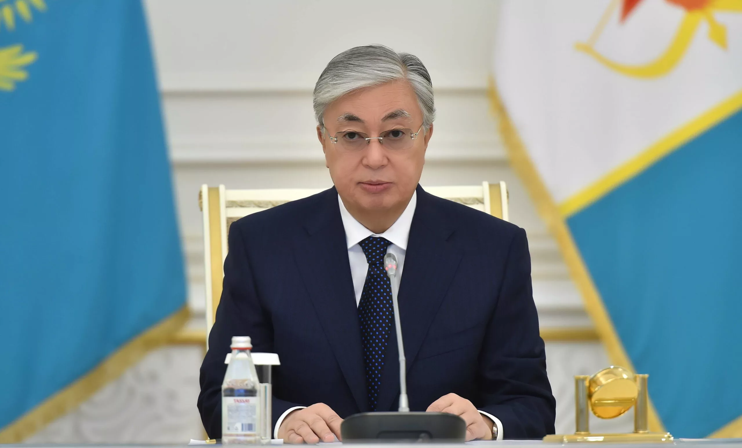 Президент ұшқыш-ғарышкер Талғат Мұсабаевтың отбасына көңіл айтты   