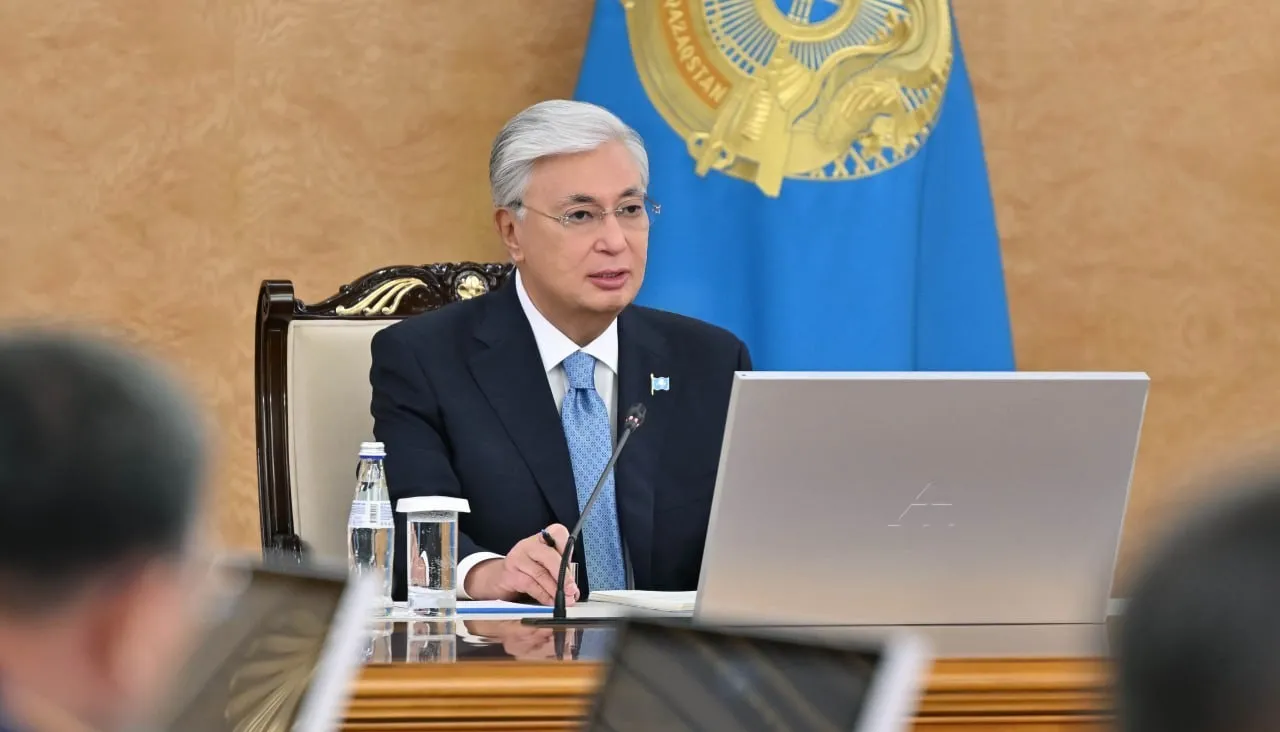 Мемлекет басшысы жасанды интеллектіні дамыту мәселелері жөнінде кеңес өткізді