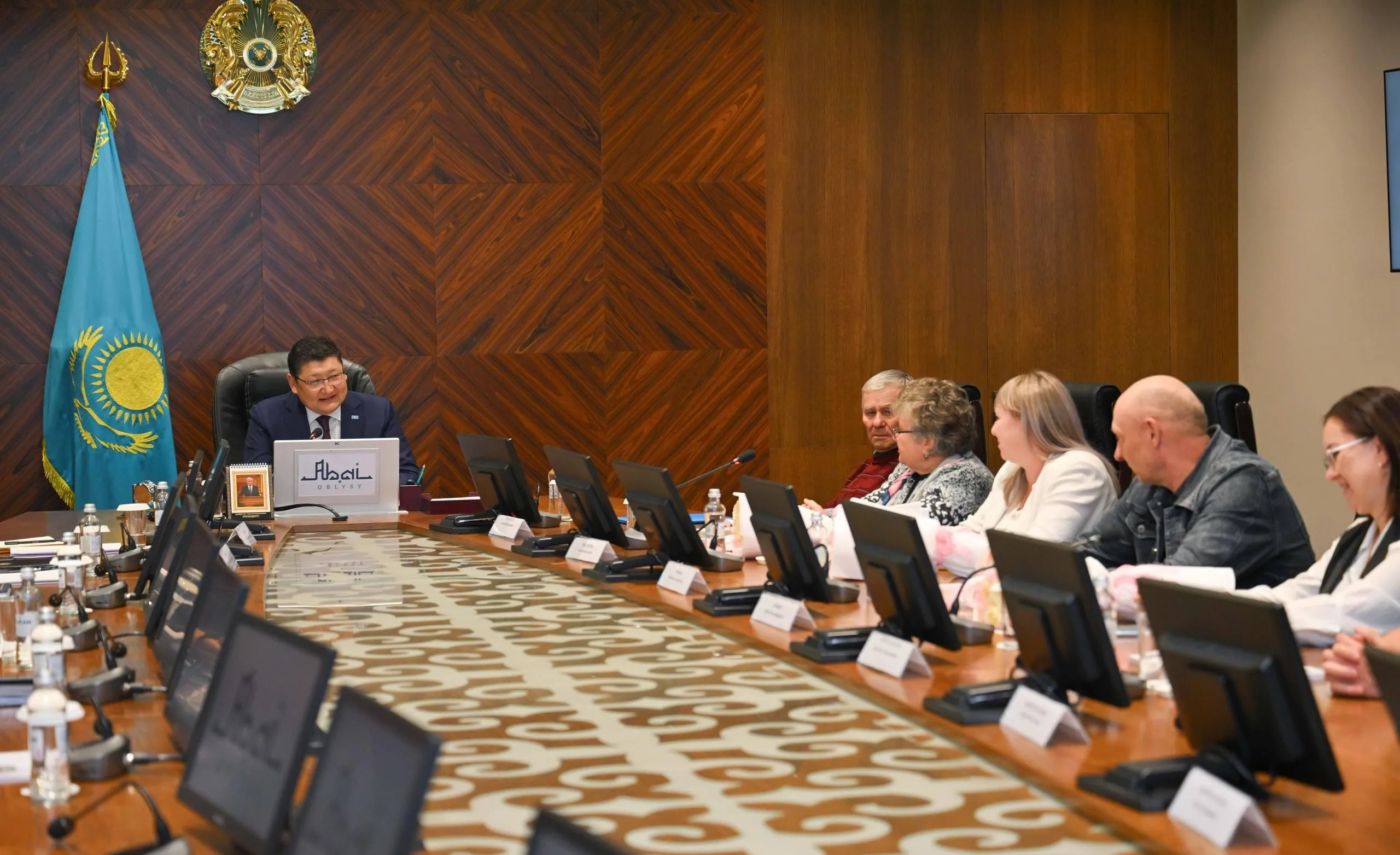 Барнауыл қаласында салт-дәстүрімізді дәріптеп қайтқан семейлік тұрғындарға құрмет көрсетілді