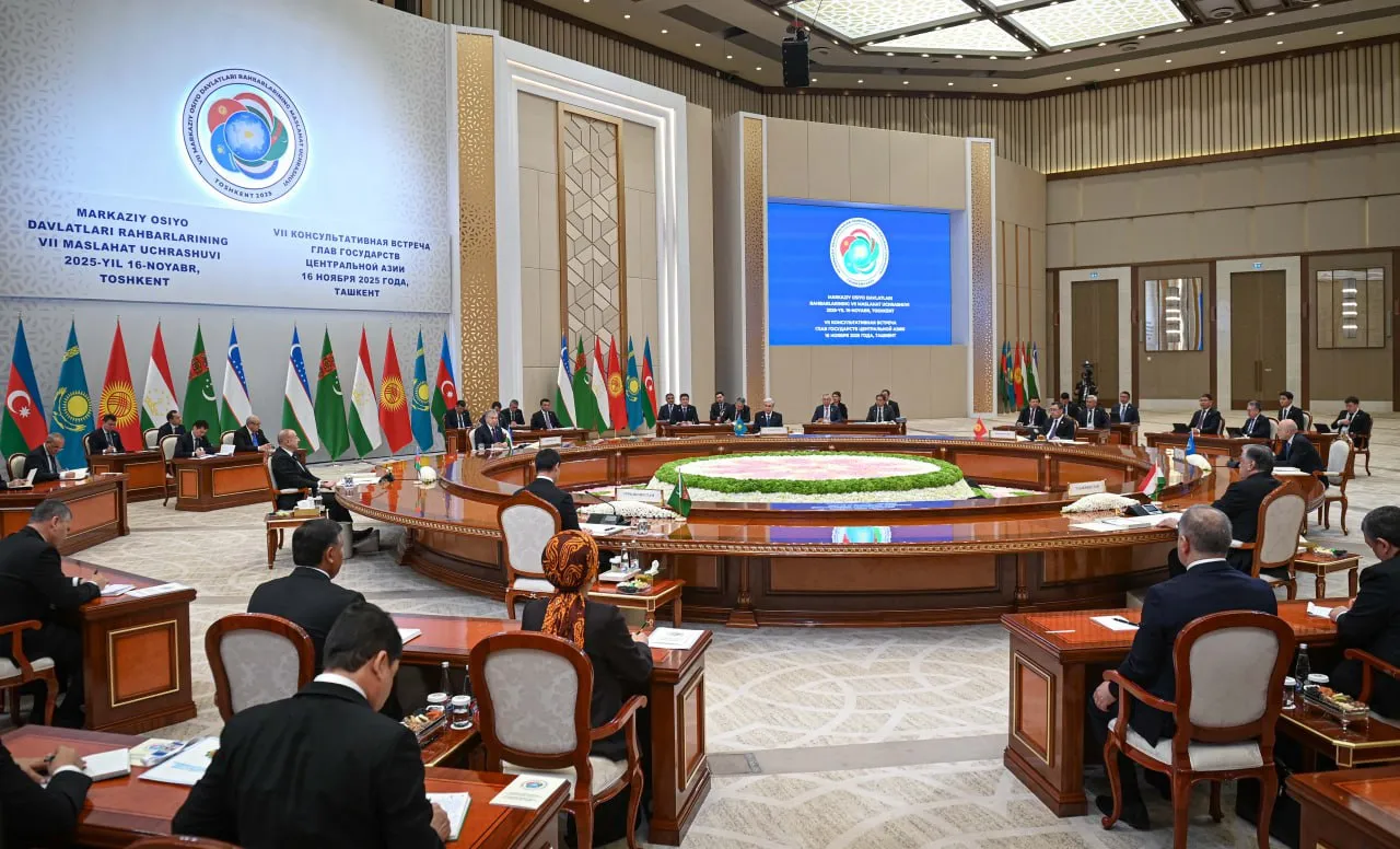 Мемлекет басшысы: «Аймақтың әлеуетін одан әрі нығайту үшін Орталық Азияның көлік жүйесін дамытудың кешенді стратегиясын бірлесіп әзірлеуді ұсынамыз»
