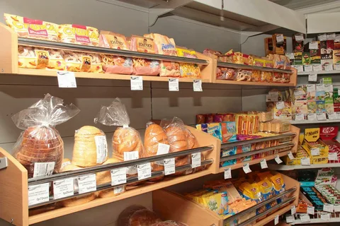 В области Абай предприниматели оштрафованы за продажу товаров без ценников