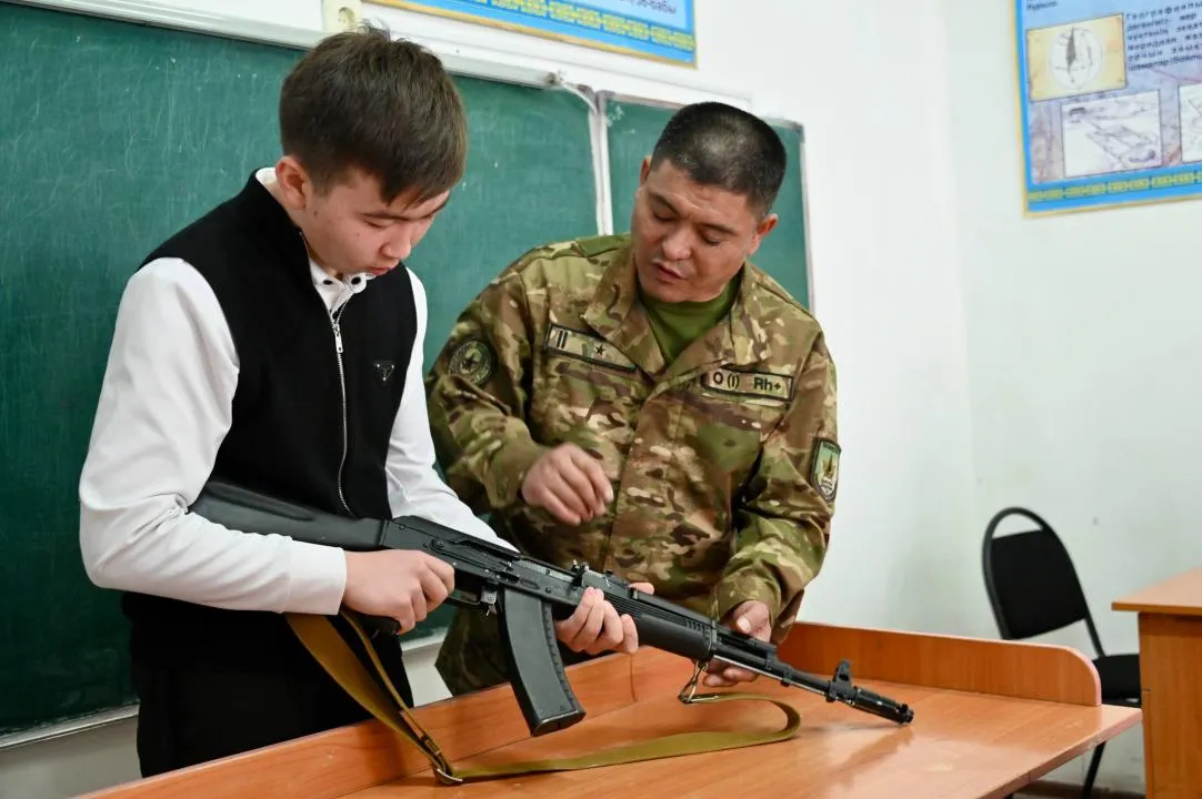 Қазақстанда АӘД ережелері жаңартылды: армия әскерге шақырылушылардың дайындығын күшейтуде