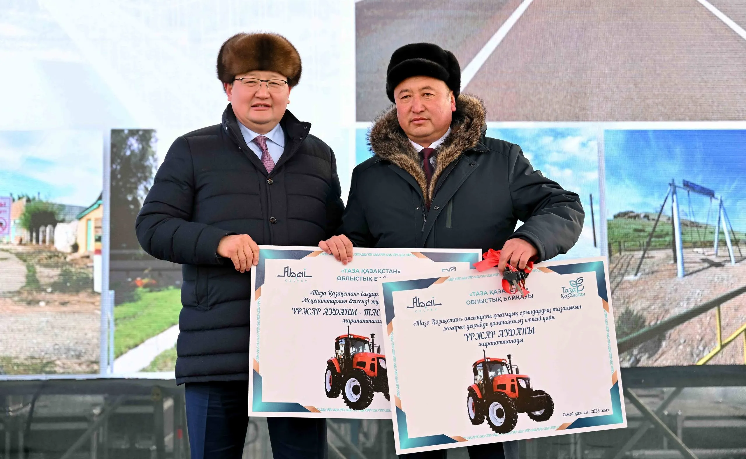 «Таза Қазақстан»:Абай облысында үлгілі ауылдарға жаңа техника табысталды