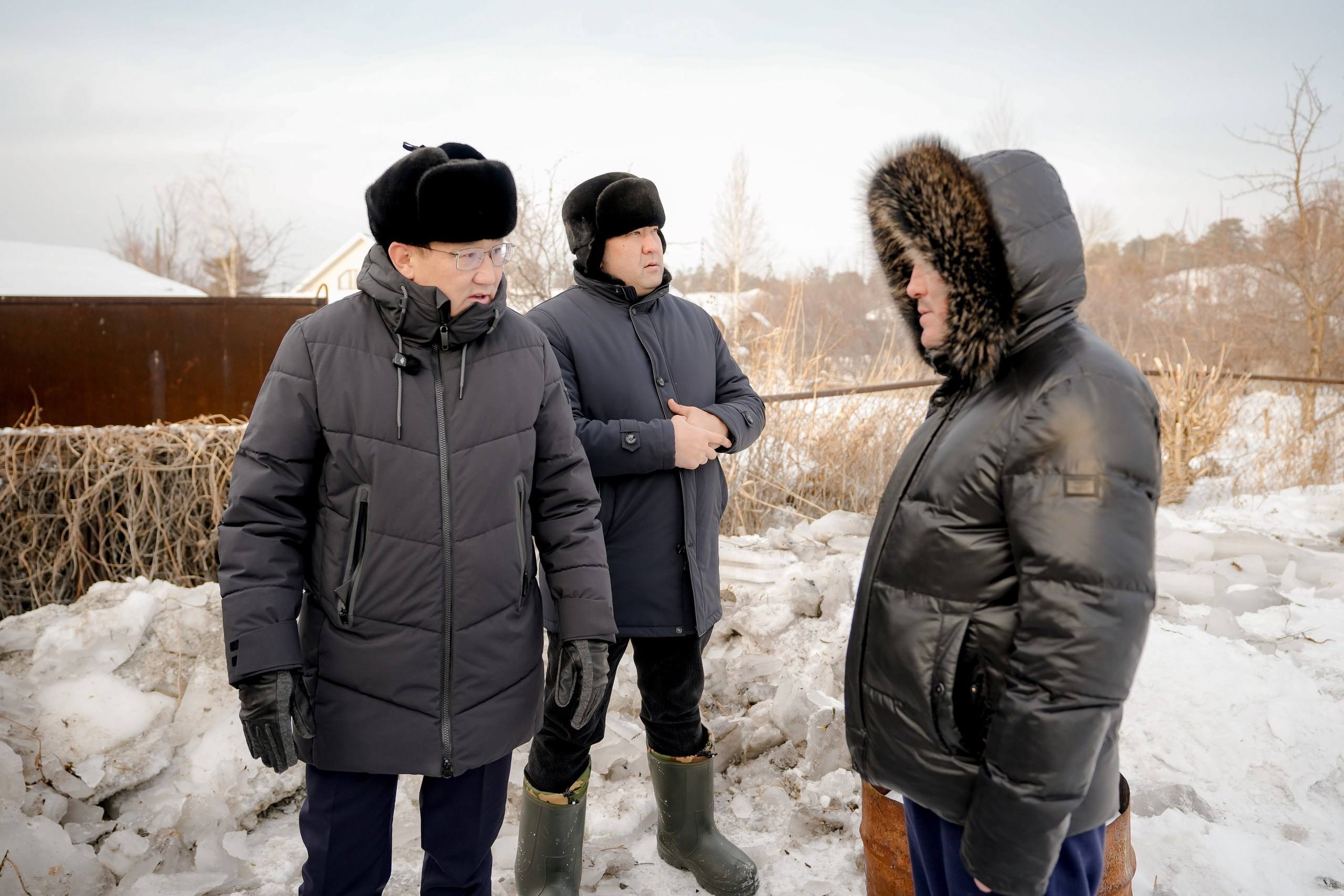 Аким города Семей в очередной раз проверил арычную систему