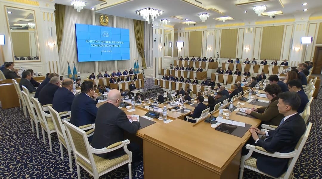 Қазақстан Конституцияны өзгерту арқылы өркениеттік таңдау жасайды – Исидор Борчашвили