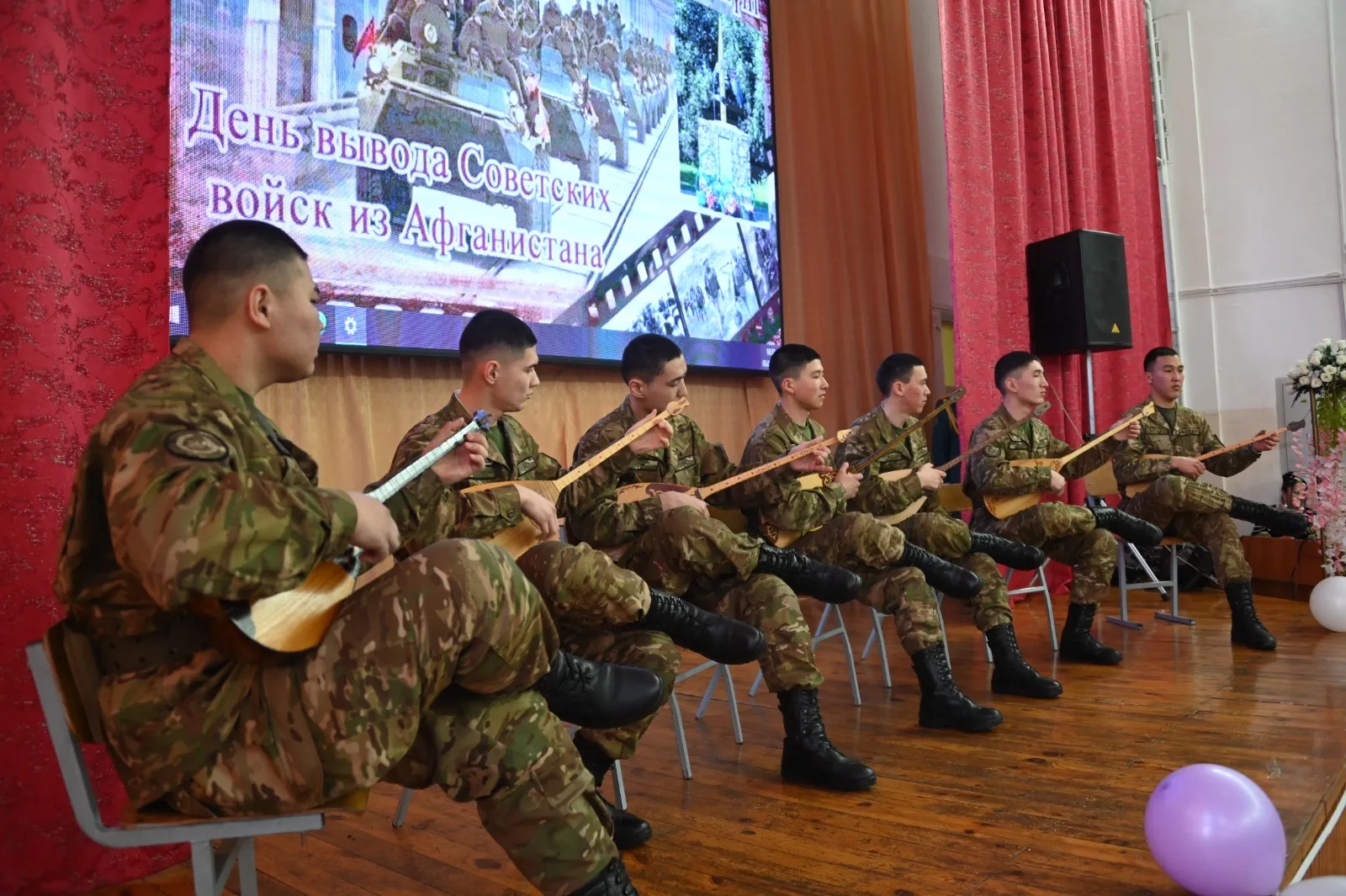 Абай гарнизонында патриоттық тәрбиеге арналған тағылымды кеш өтті
