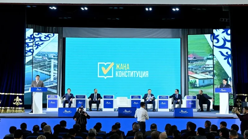 В Аксуатском районе поэтапно модернизируется 697 километров дорожной инфраструктуры