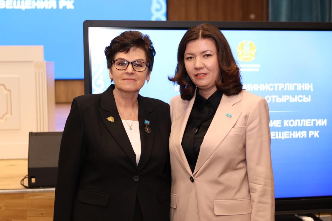 Мұғалім мәртебесі - ел мерейі: Қазақстан педагогтердің еңбек жағдайы бойынша әлемдік көшбасшылар қатарында