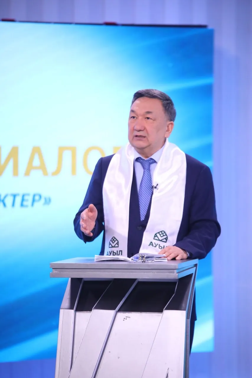 Чем новая формулировка статьи 13 о запрете двойного и множественного гражданства отличается от прежнего регулирования?