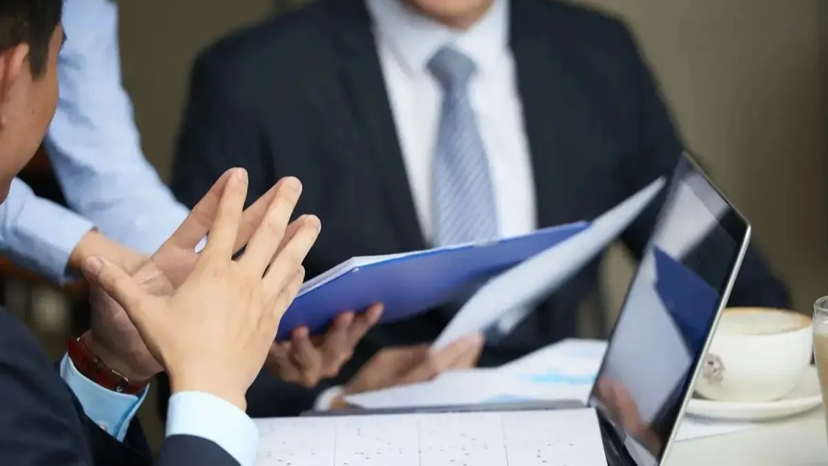 Еңбек шартын тіркеуге қатысты жаңа талаптар мен жауапкершілік енгізіледі  