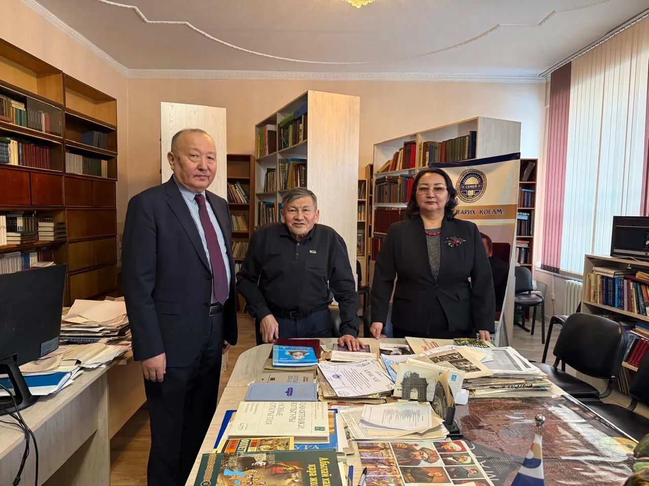 Бақыт Еженхан: «Қытай мұрағатында қазақ жеріне қатысты мыңдаған құжаттар бар»