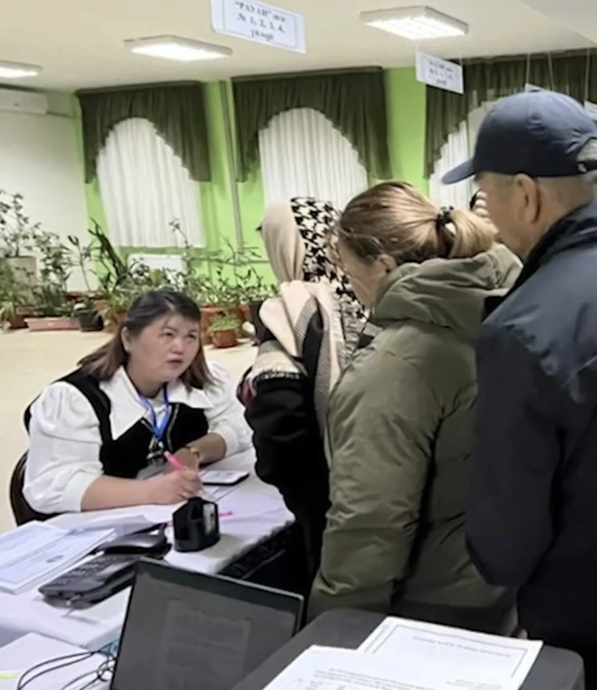 Абай, Қостанай және Маңғыстау облыстарында сайлау учаскелерінде ұзын-сонар кезектер пайда болды