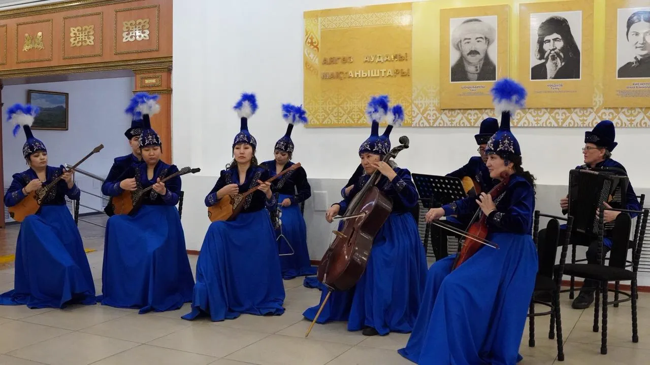 Аягөзде референдум учаскесінде ұлттық күй орындалды