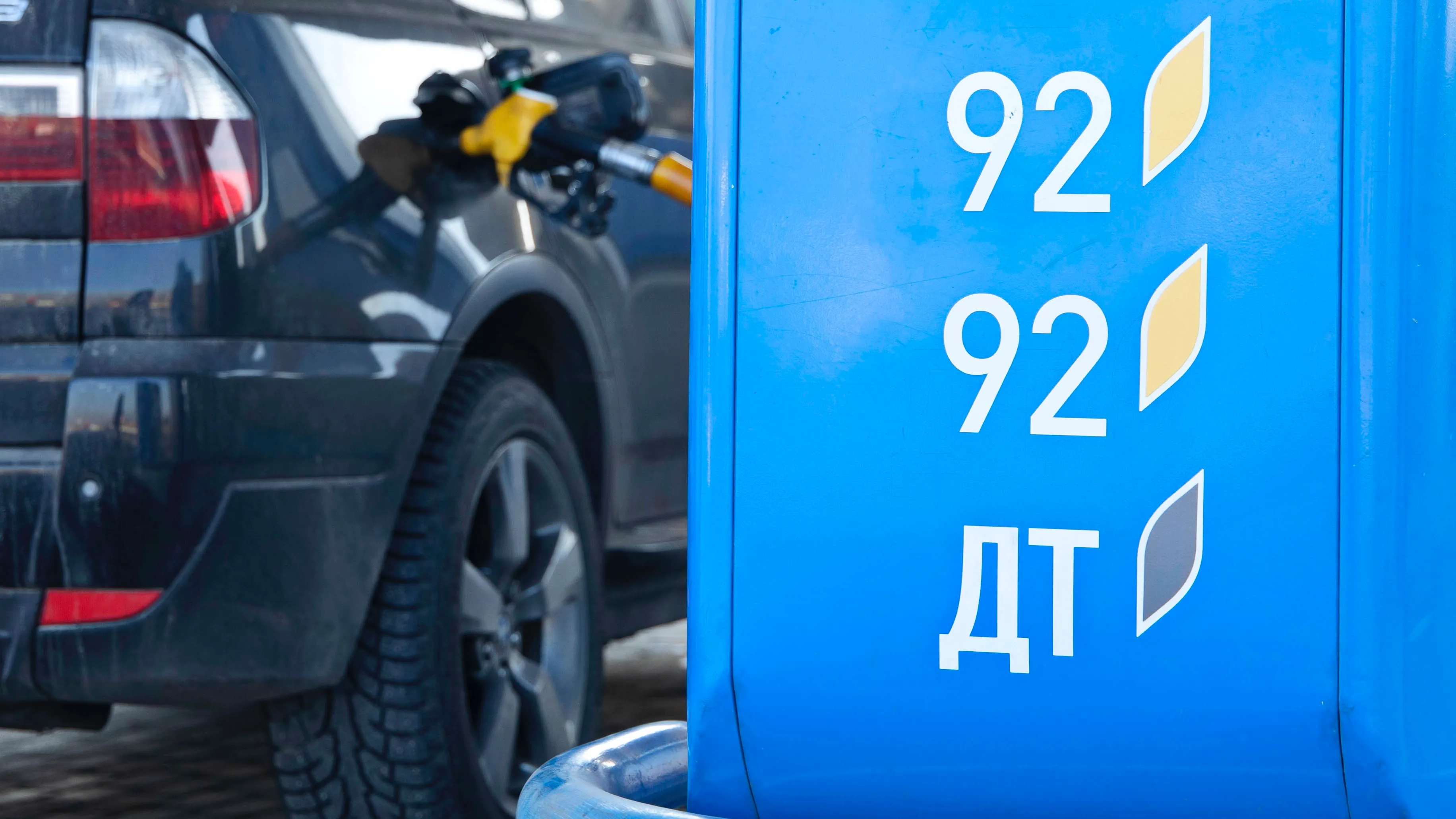 Рискует ли Казахстан попасть в энергетическую ловушку из-за дешевого бензина