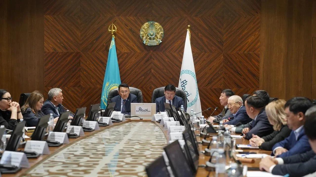 Абай облыстық мәслихатының кезекті ХХХV сессияся өтті