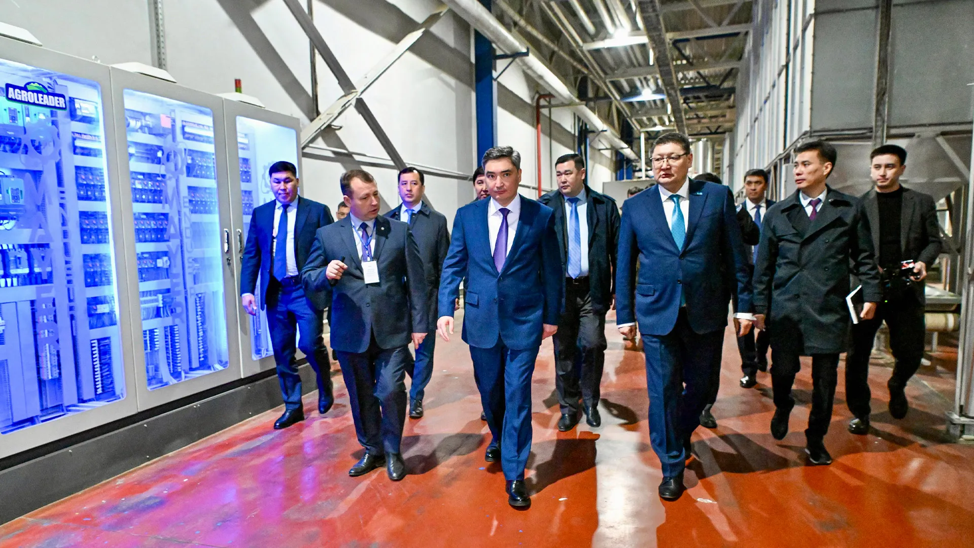 Олжас Бектенов Абай облысында индустриялық және әлеуметтік жобаларды жүзеге асыру бойынша Мемлекет басшысы қойған міндеттердің орындалу барысын тексерді