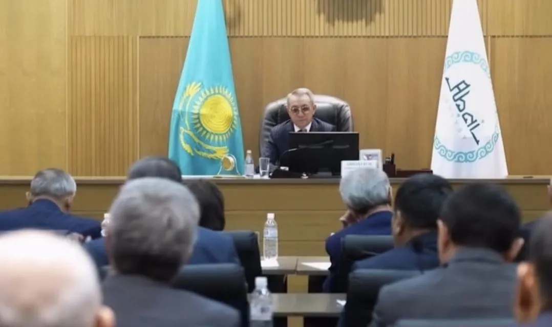 Абай облыстық қоғамдық кеңесінде Алакөл маусымы мен балалардың жазғы демалысы талқыланды